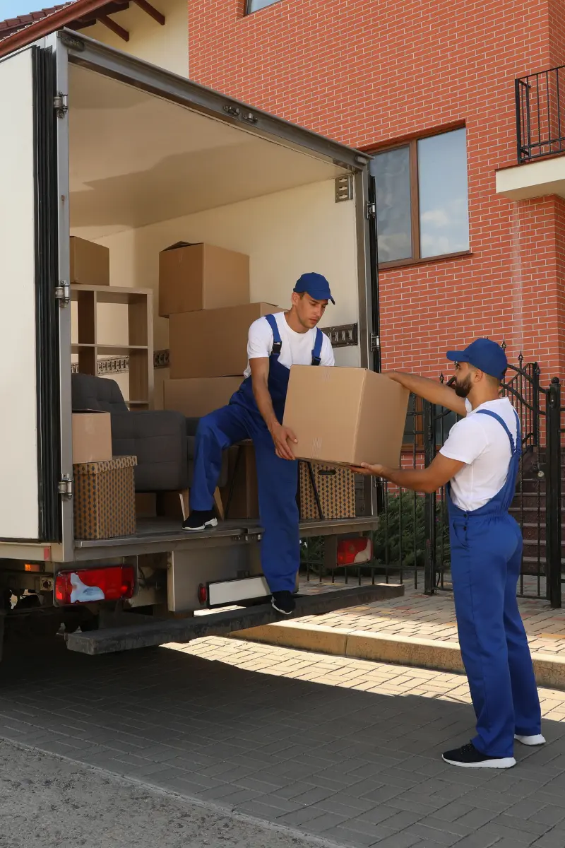 Relocation Services Qatar moving furniture and boxes